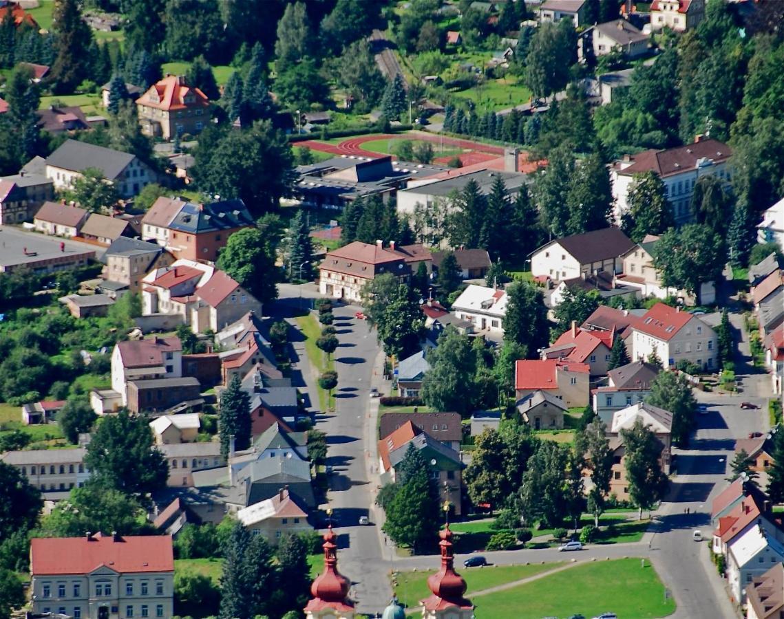 Hejnice Retreat מראה חיצוני תמונה